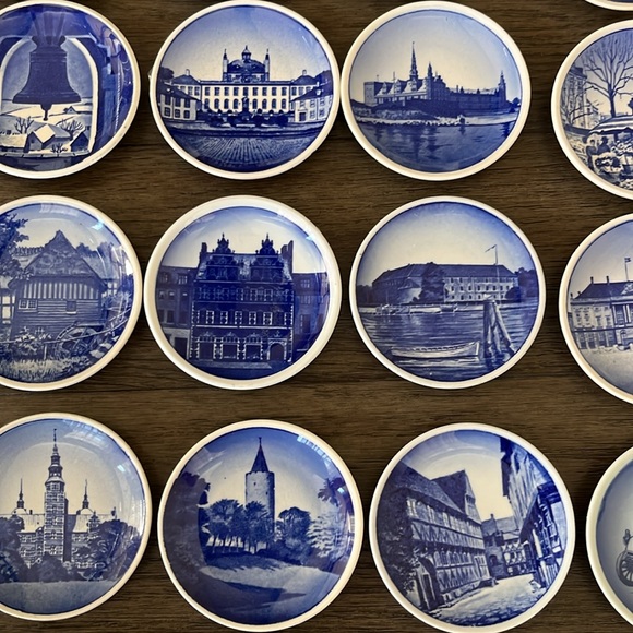 Royal Copenhagen Denmark Mini Plates Collection - 40 Plates - Picture 6 of 17